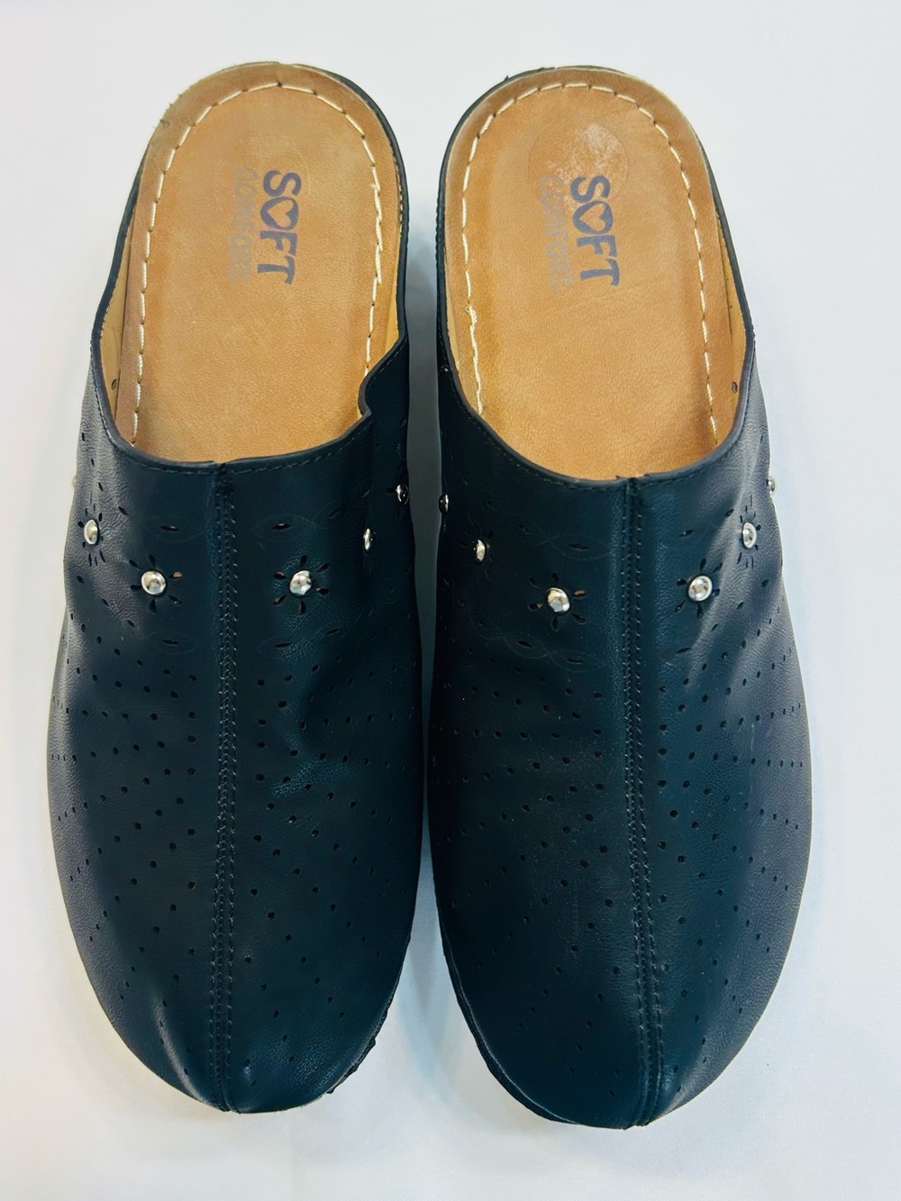 Soft Comfort Black Slip-On Mules with Perforated Upper. New Without Box - Picture 2 of 8